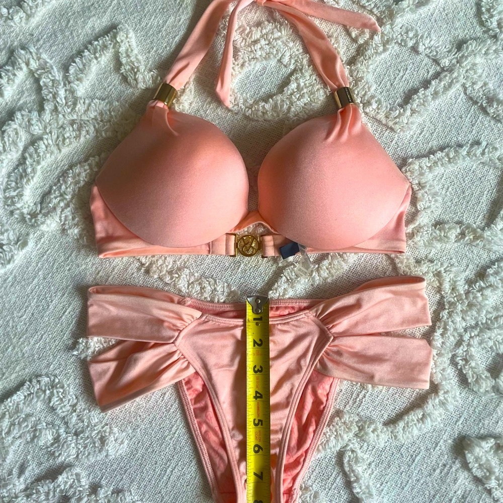 Women’s swim